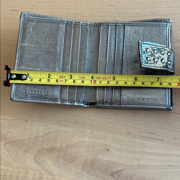 BURBERRY Quilted Patent Leather Wallet - Picture 10 of 12